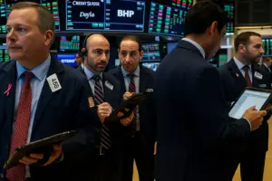 SPY turns positive