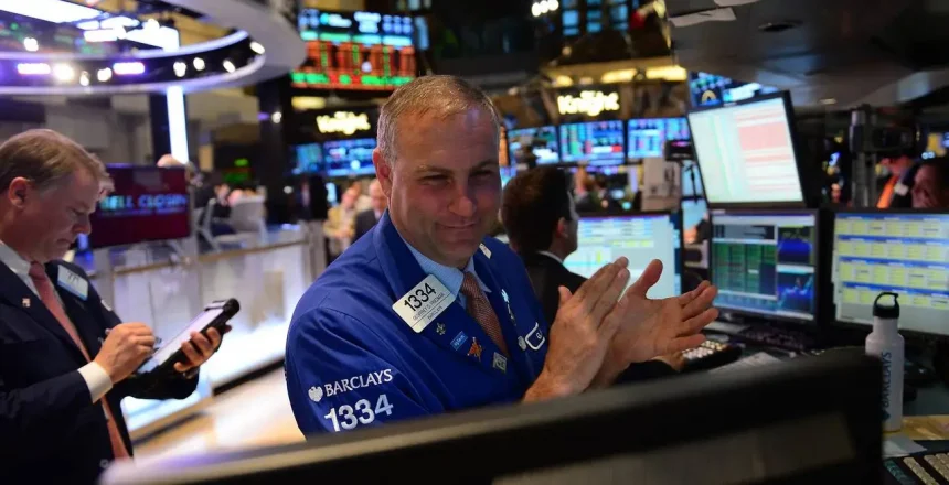 US stocks rebound